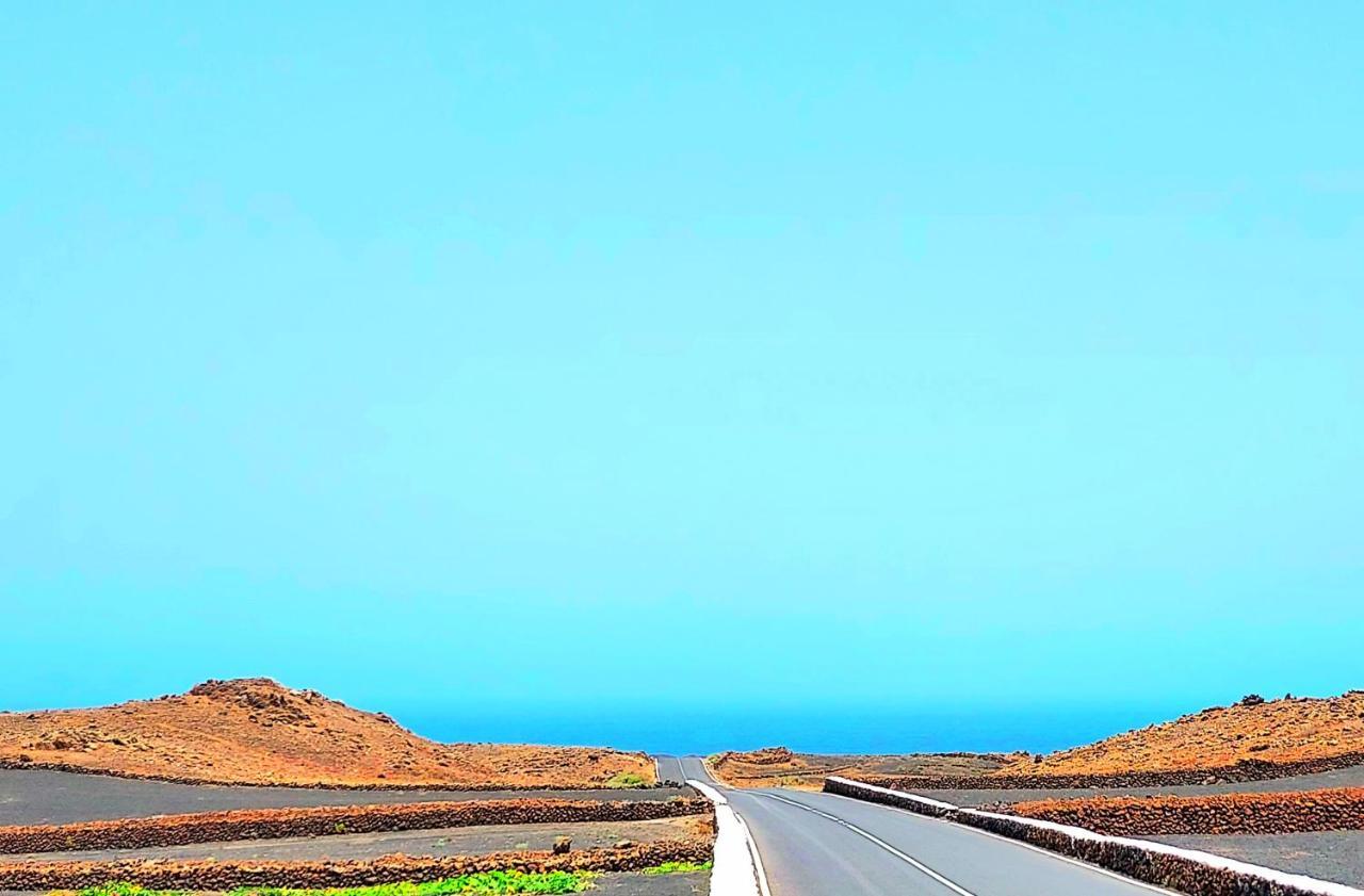 Lanzarote Ocean Loft A Lägenhet Tinajo Exteriör bild